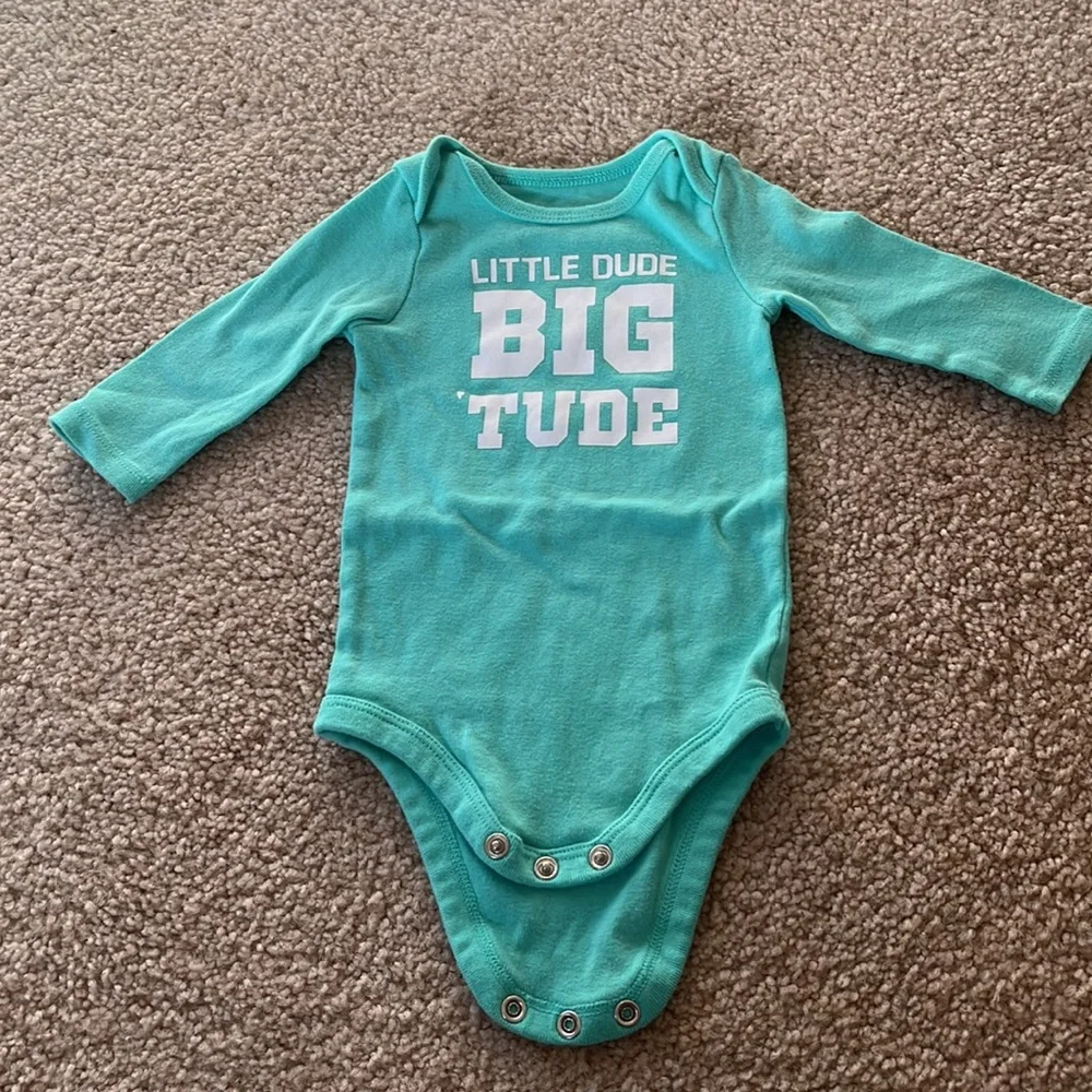 Carters 3M Long sleeve Onesie (set 2)